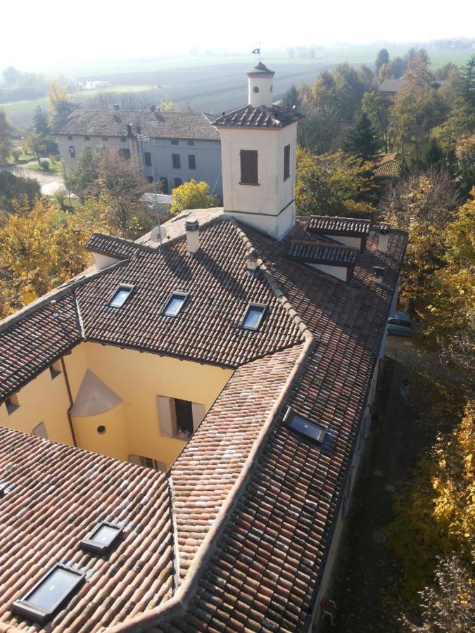 La Torre Di Longara Bed and Breakfast Calderara di Reno Eksteriør billede