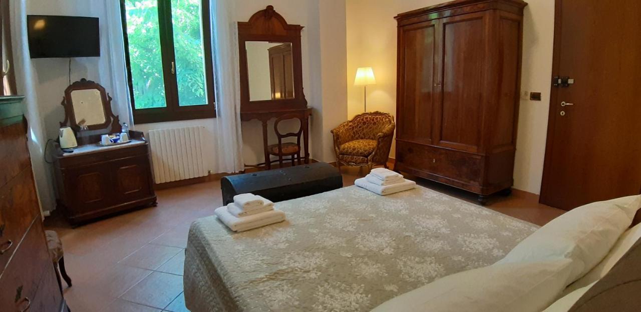 La Torre Di Longara Bed and Breakfast Calderara di Reno Eksteriør billede